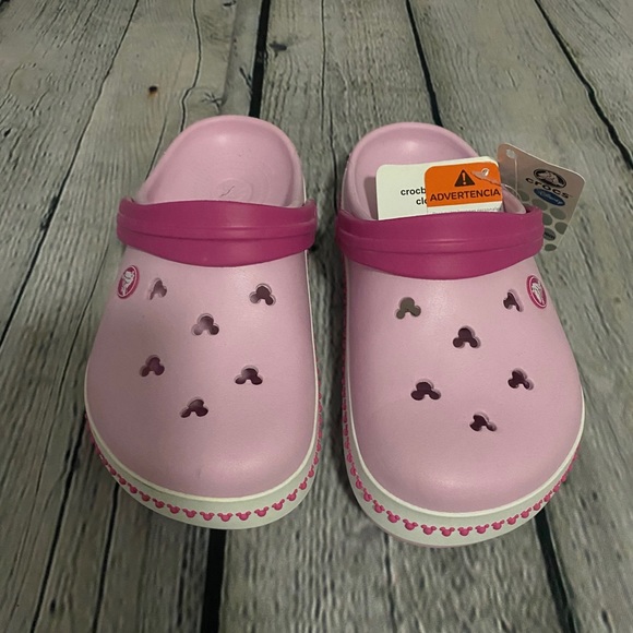 Crockpot Crocband Mickey Pink Clogs Size 3 - Picture 2 of 10
